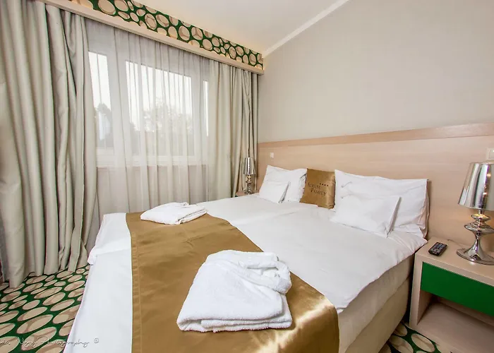 Hotell Aurum Family 