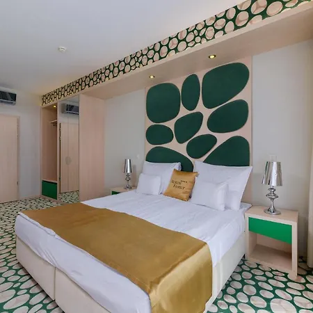 Hotel Aurum Family 