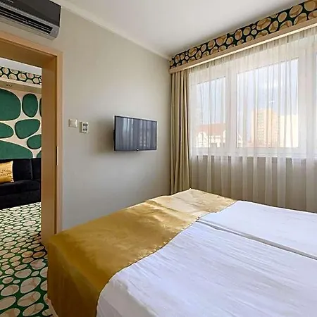 Hotell Aurum Family 