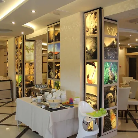 Hotel Aurum Family 